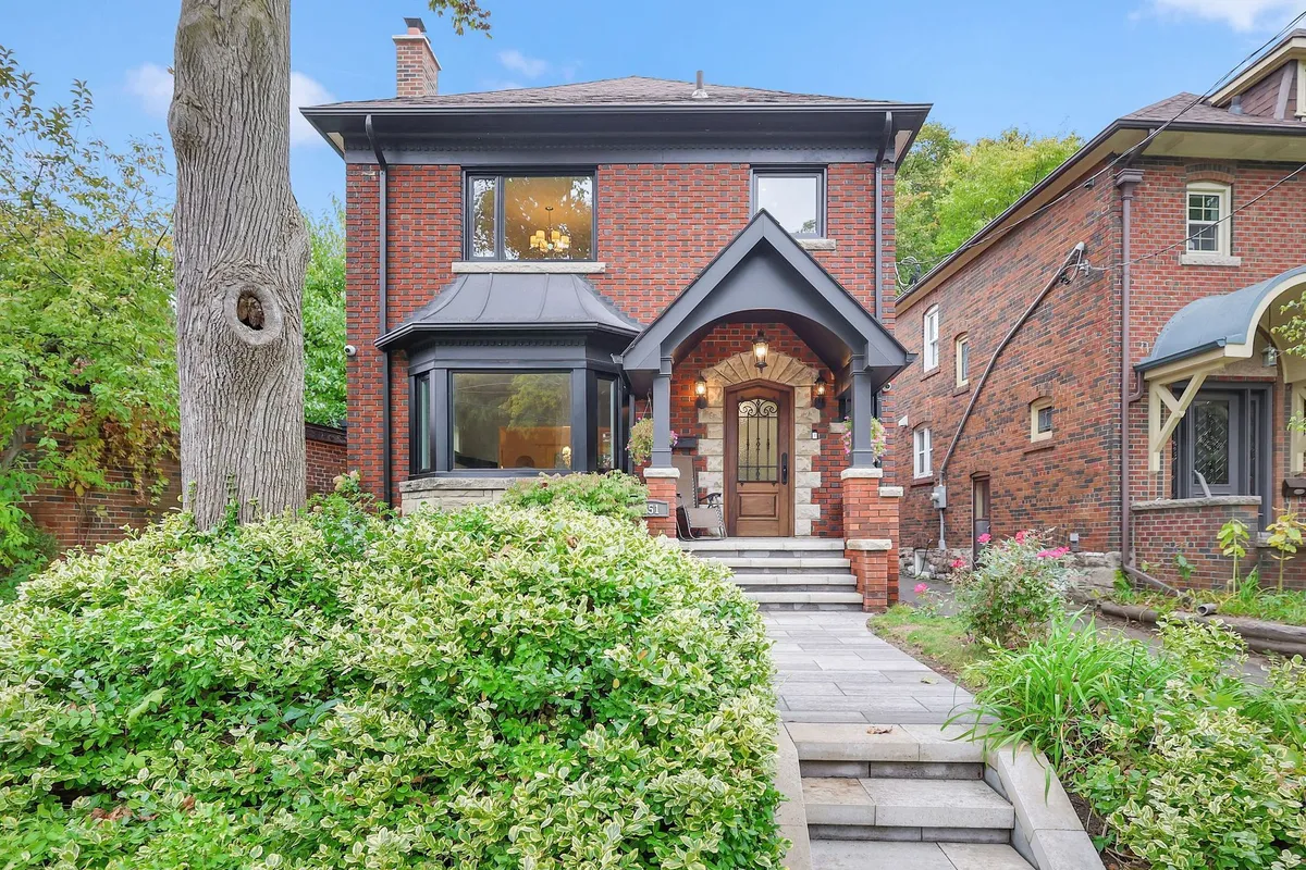 251 Wanless Avenue, ON M4N 1W5