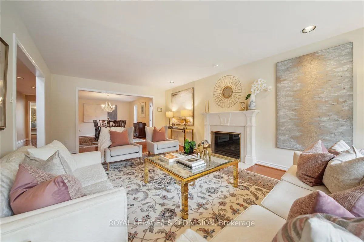 2 Ivor Road, ON M4N 2H4