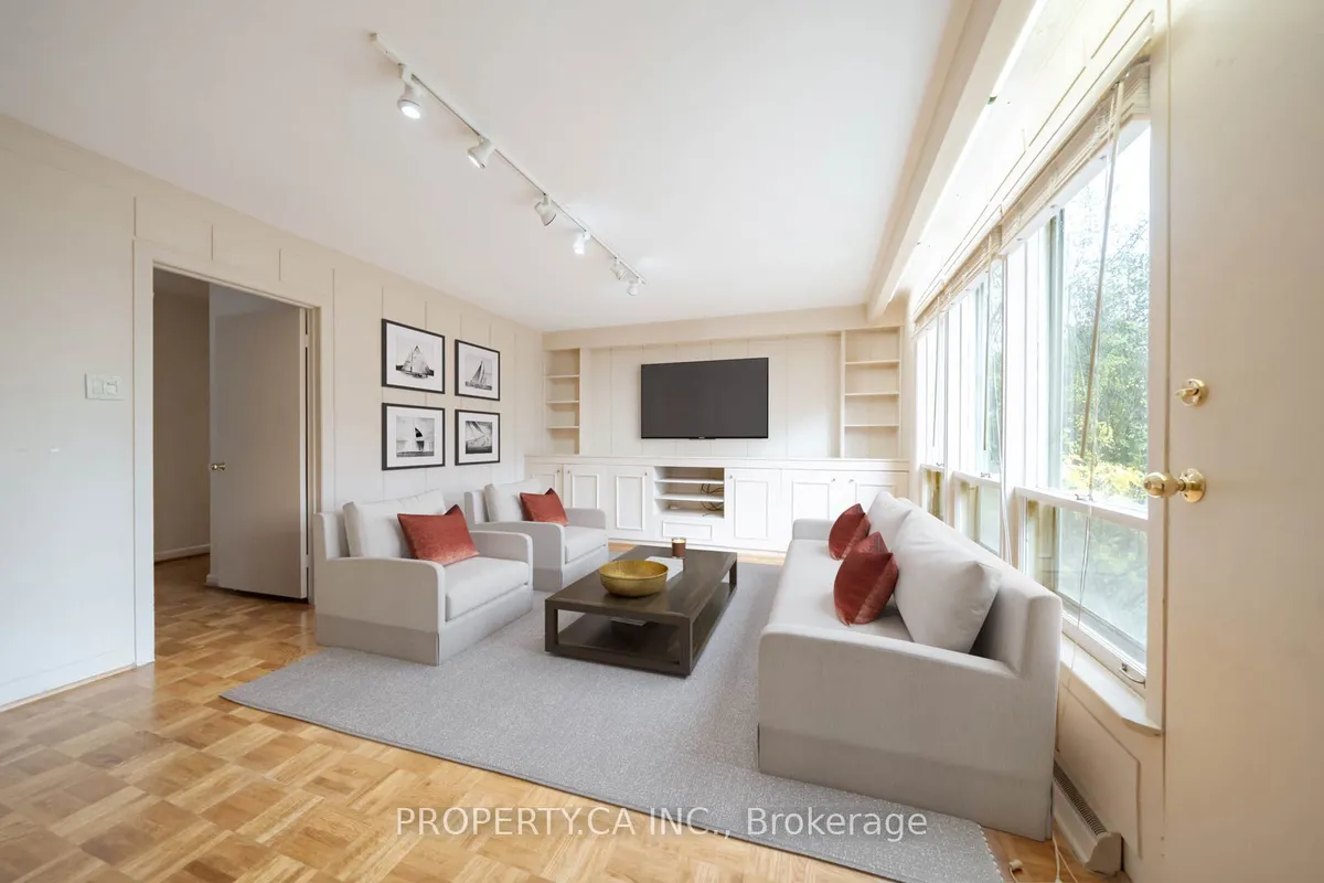 19 Arlstan Drive, ON M3H 4V7