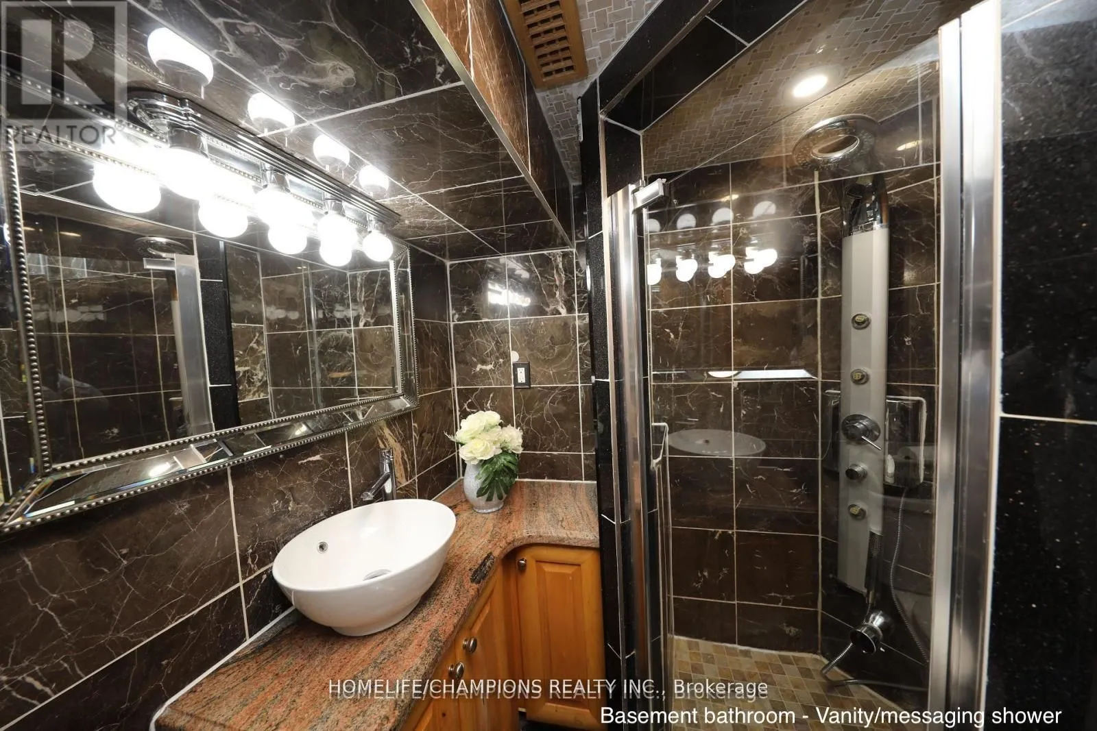 291 St Clair Avenue, ON M4T 1P3