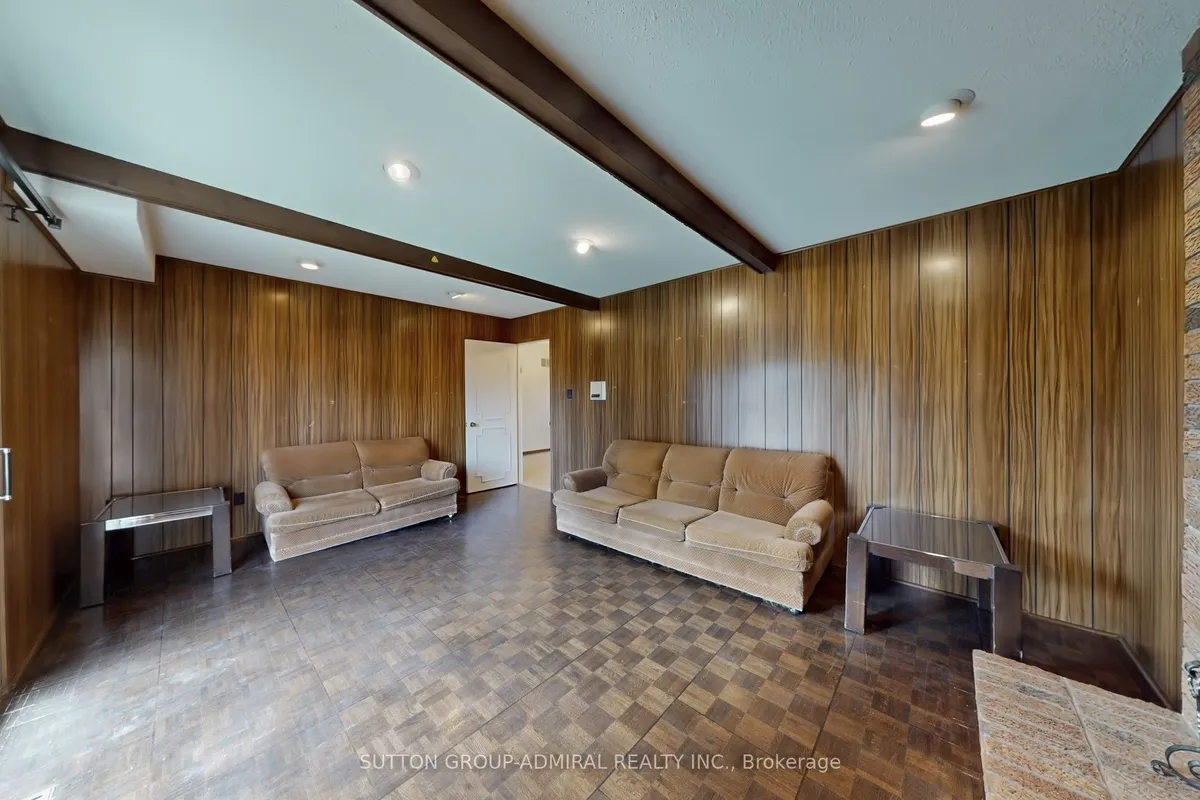 35 Nevada Avenue, ON M2M 3N9