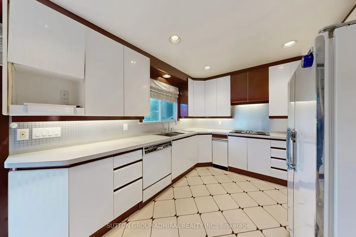 35 Nevada Avenue, ON M2M 3N9