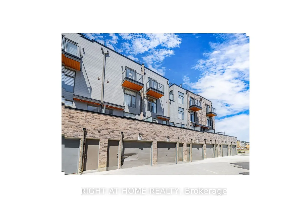 111 GREEN GARDENS Boulevard, ON M6A 0E2