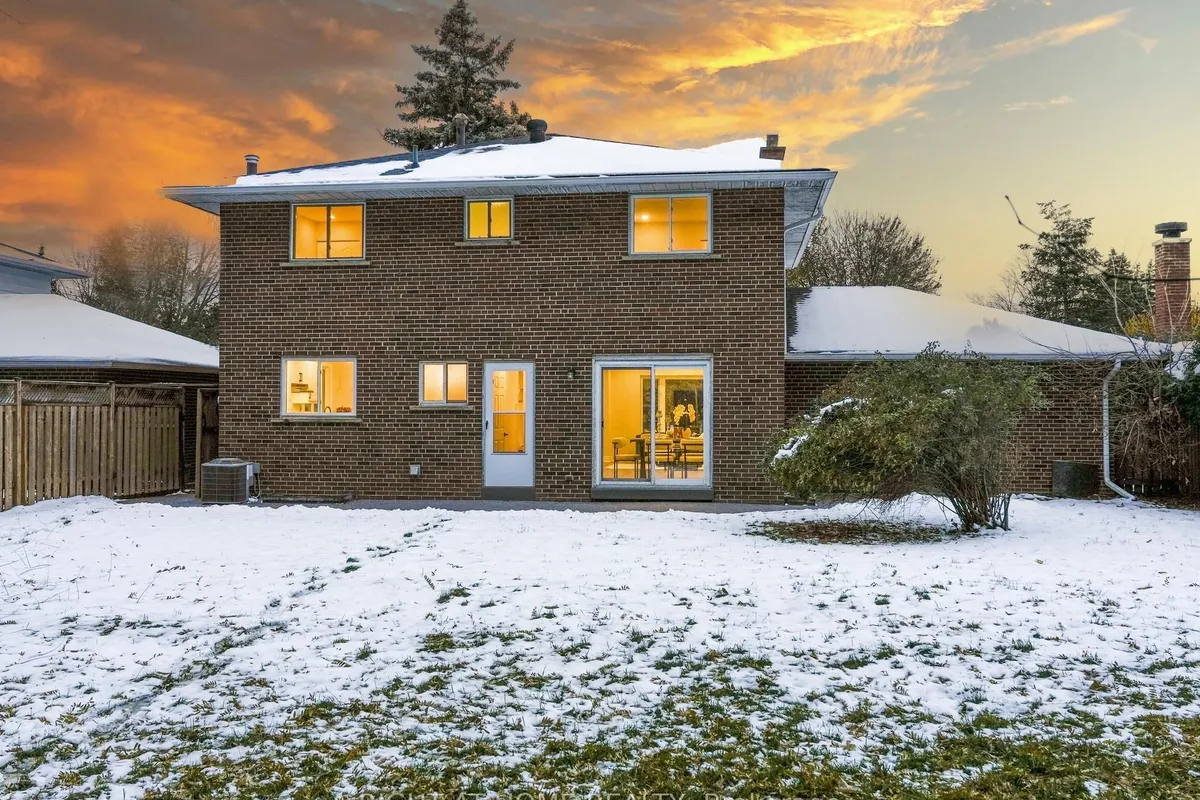 19 shaughnessy Boulevard, ON M2J 1H4