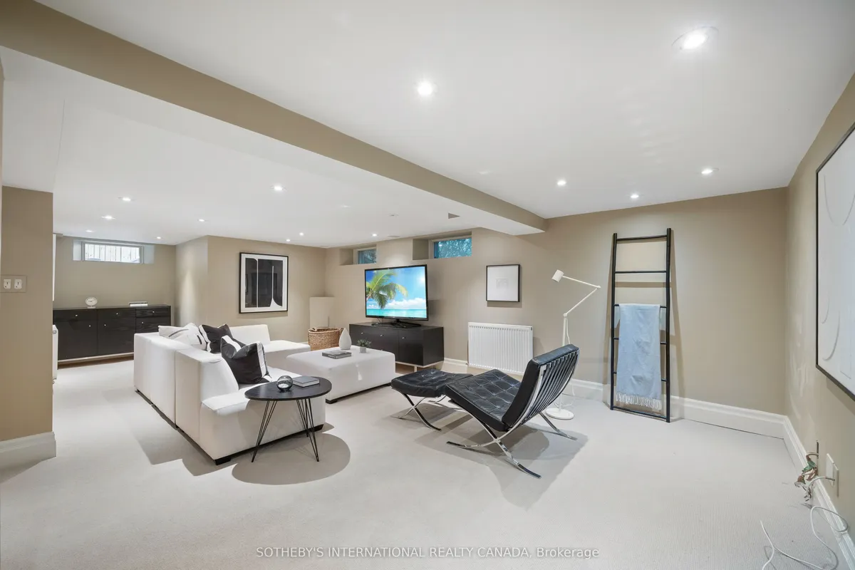 24 Doncliffe Drive, ON M4N 2E6