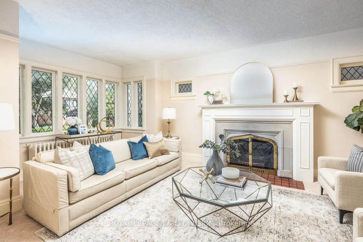 193 Glenview Avenue, ON M4R 1R4