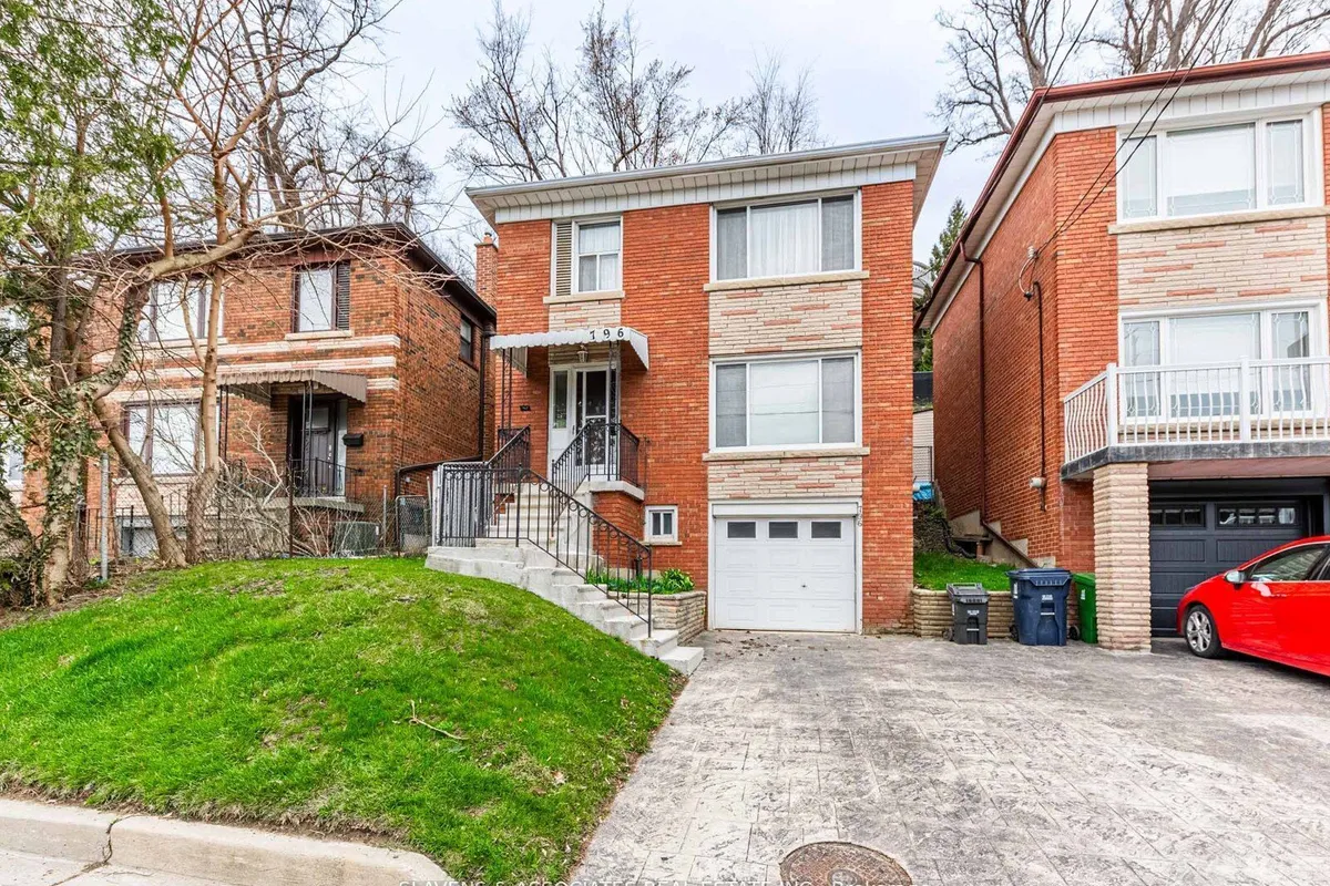 796 Davenport Road, ON M6G 2B3