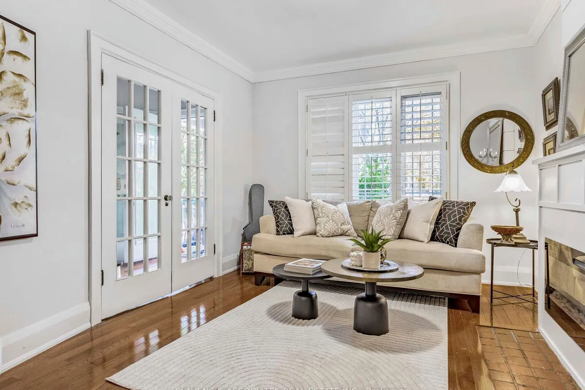 226 Broadway Avenue, ON M4P 1V9