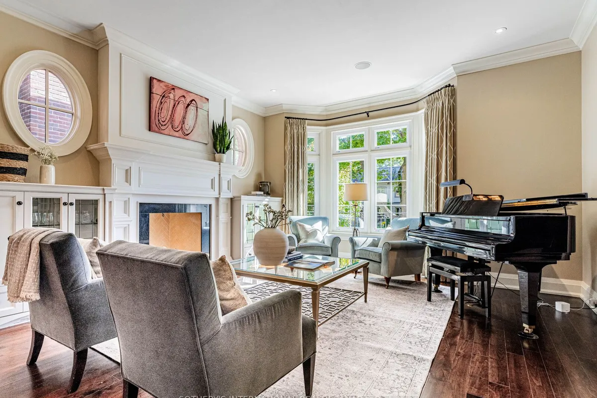 178 St. Leonards Avenue, ON M4N 1K7