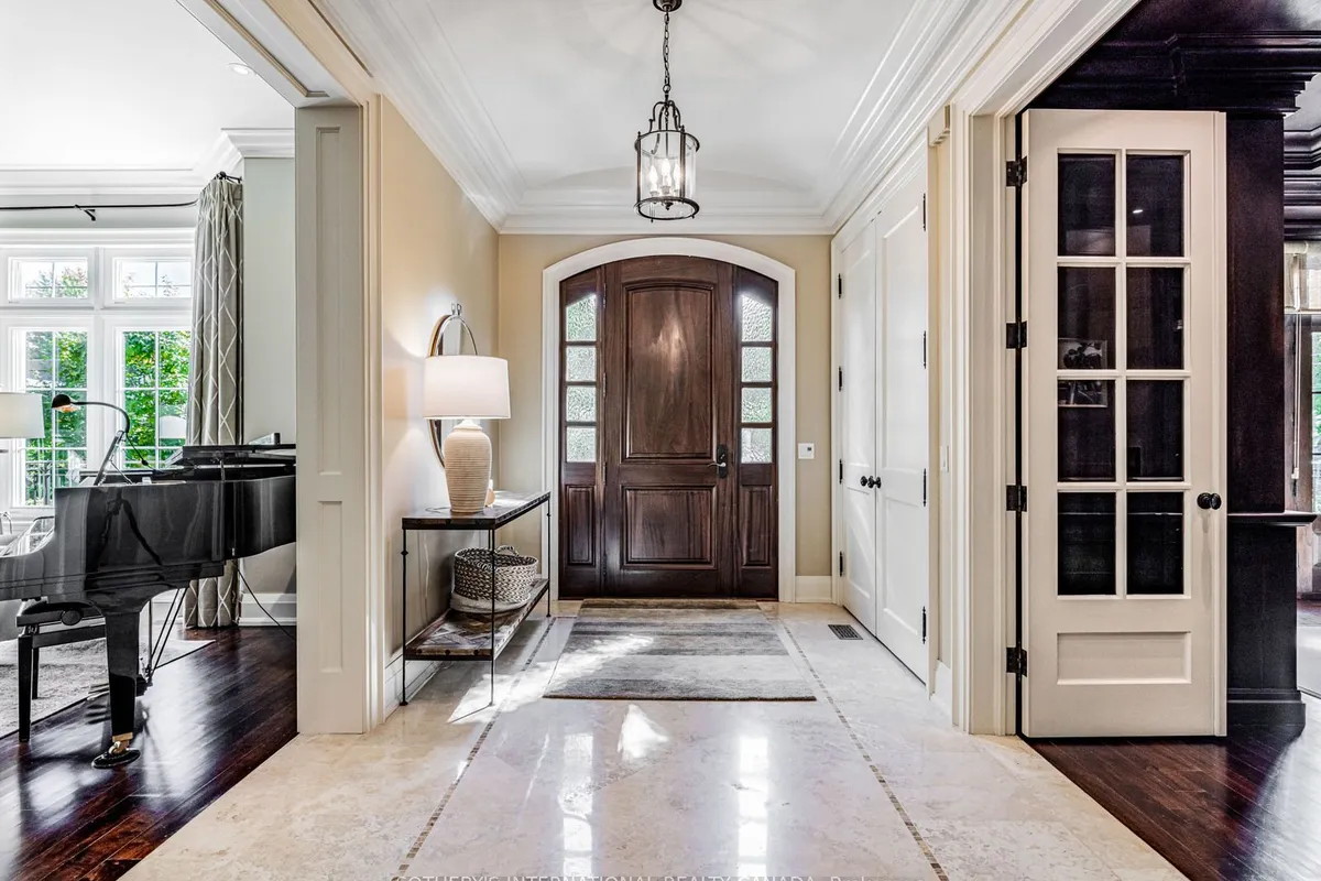 178 St. Leonards Avenue, ON M4N 1K7