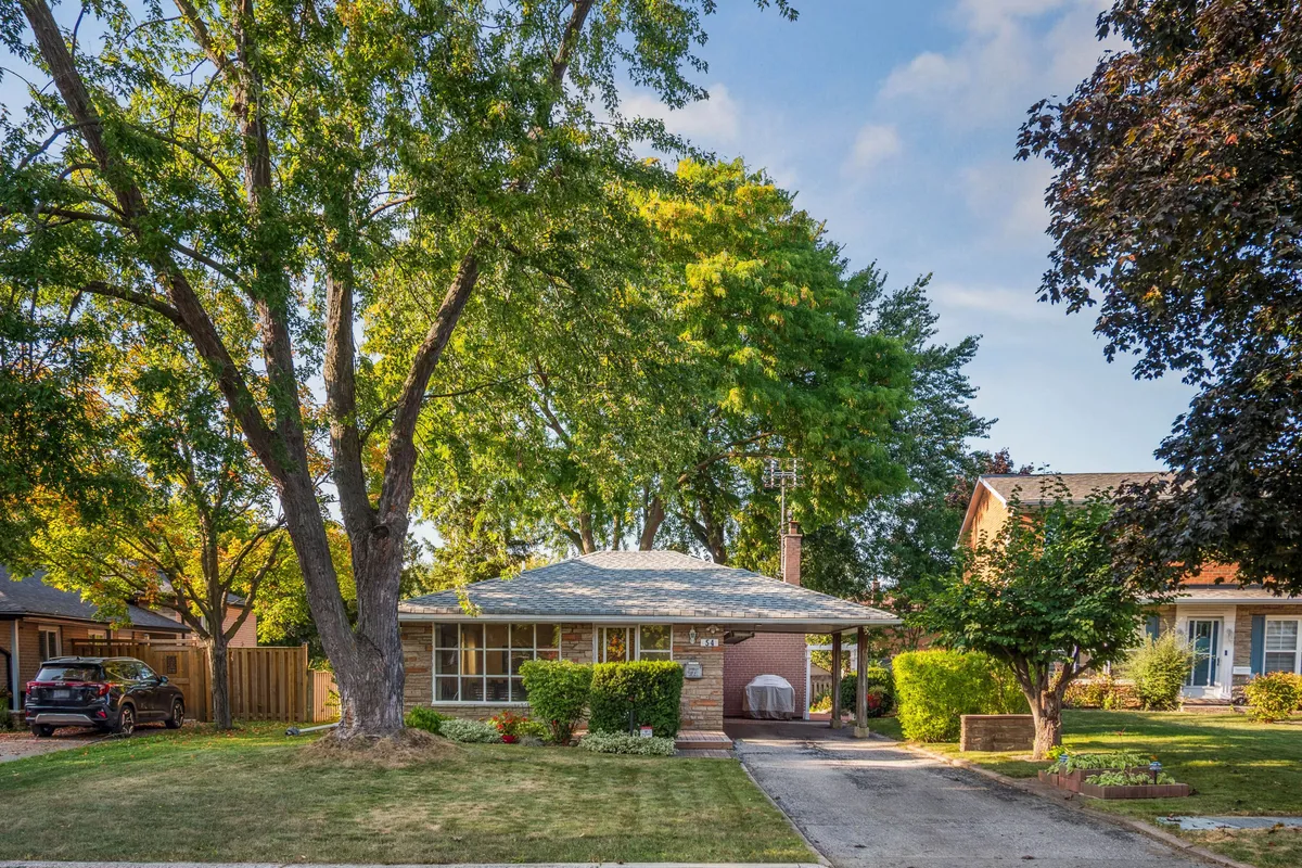 54 Drysdale Crescent, ON M2H 1M8