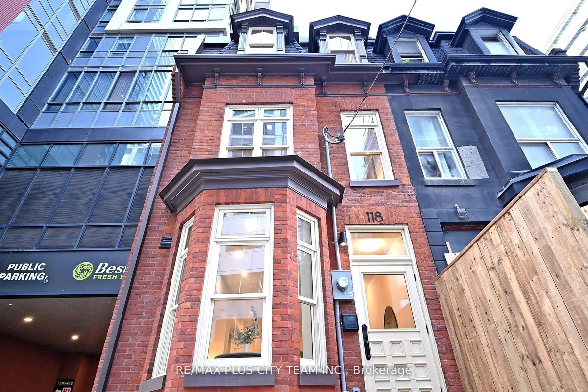 118 Peter Street, ON M5V 2G7