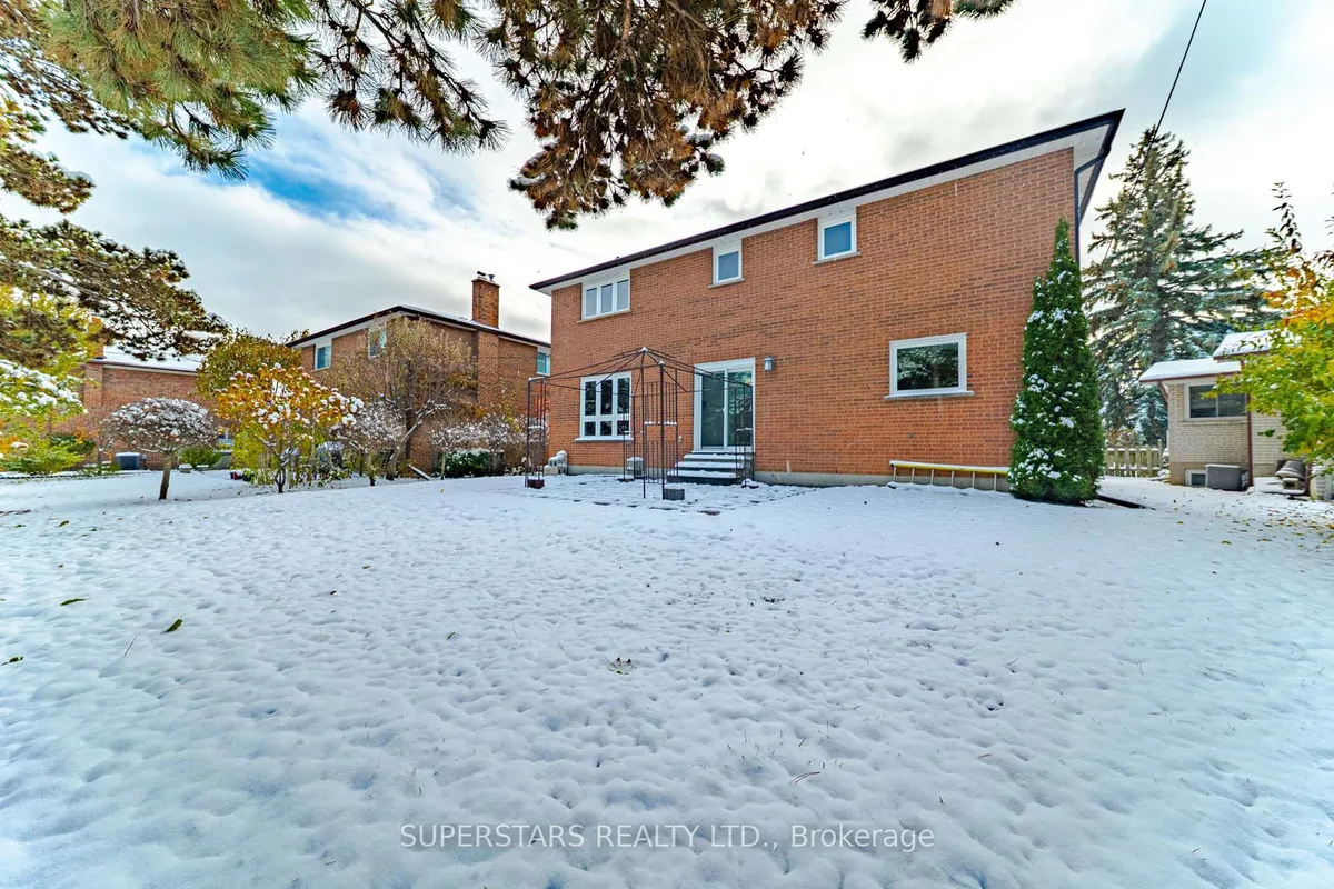 16 Clayland Drive, ON M3A 2A4
