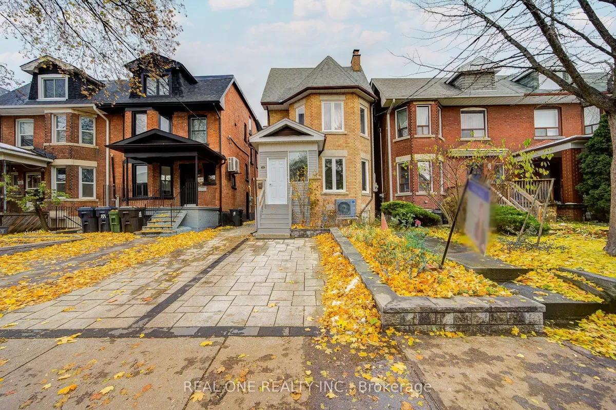 157 Glenholme Avenue, ON M6E 3C5