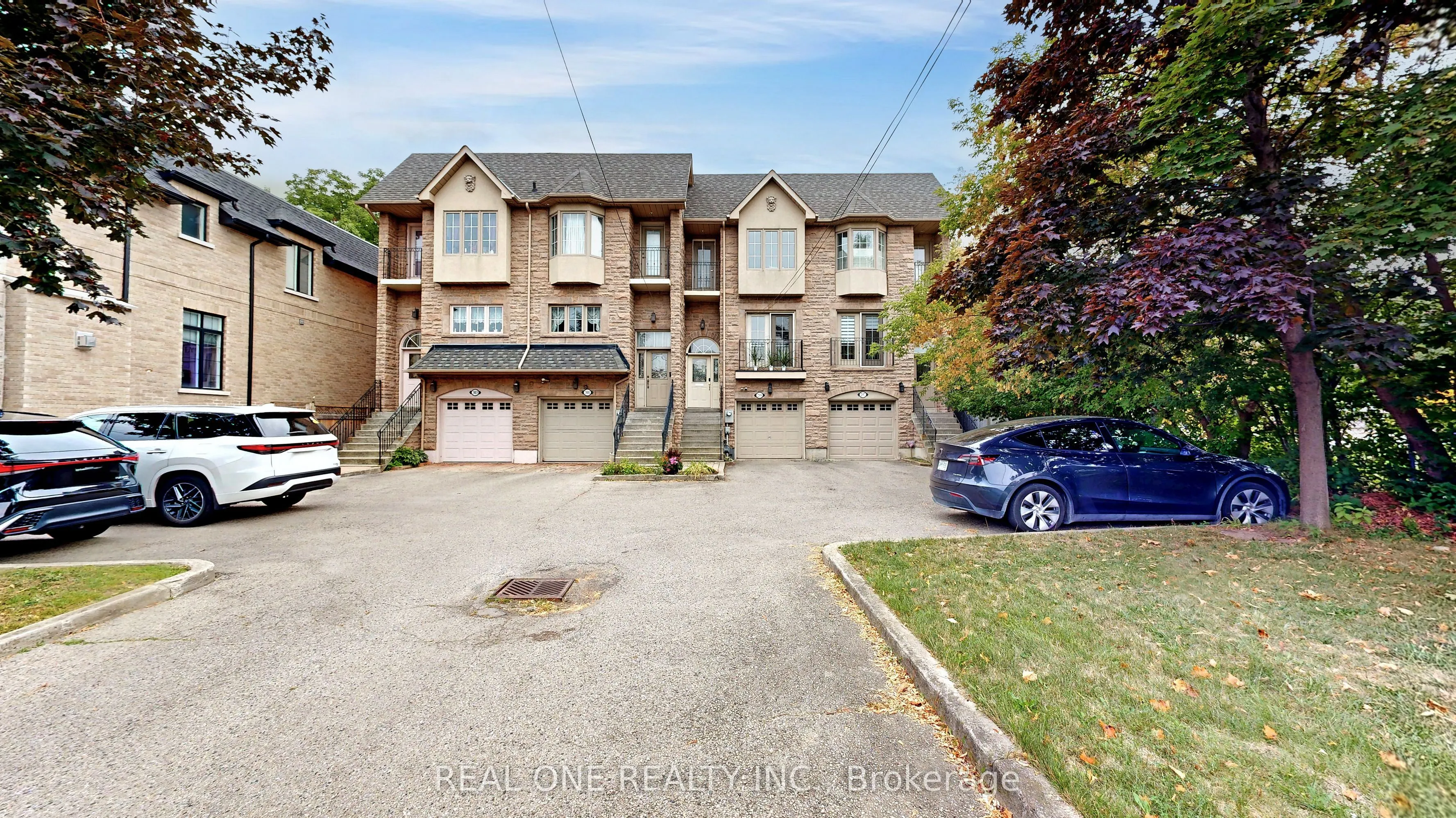 299 Finch Avenue, ON M2N 4S3