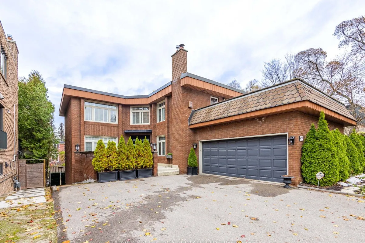 92 Prue Avenue, ON M6B 1R5
