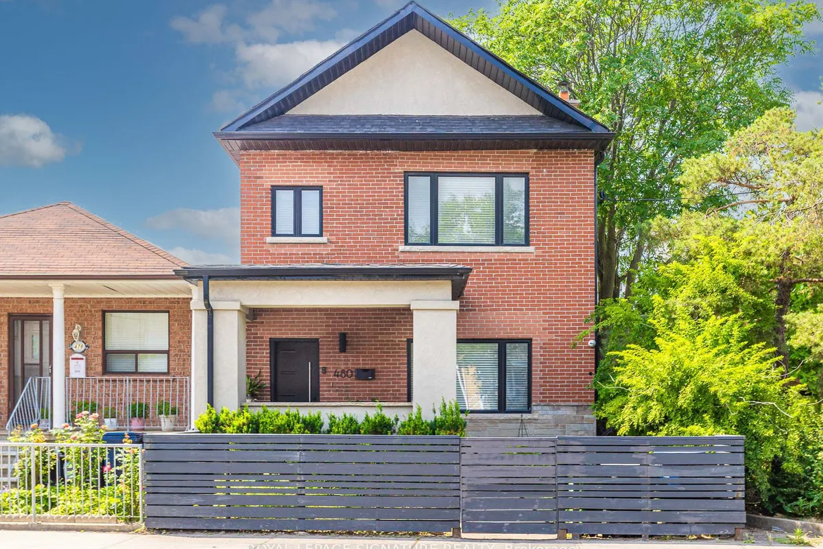 480 Vaughan Road, ON M6C 2P7