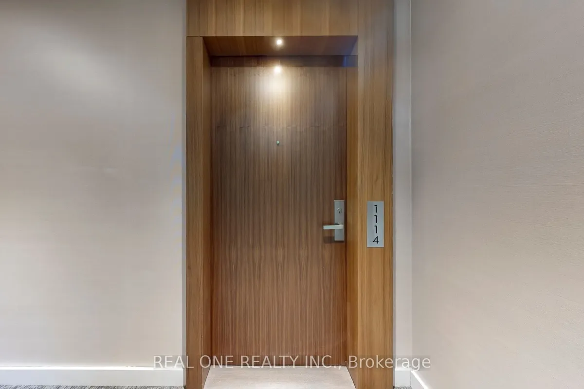 15 Queens Quay, ON M5E 0C5