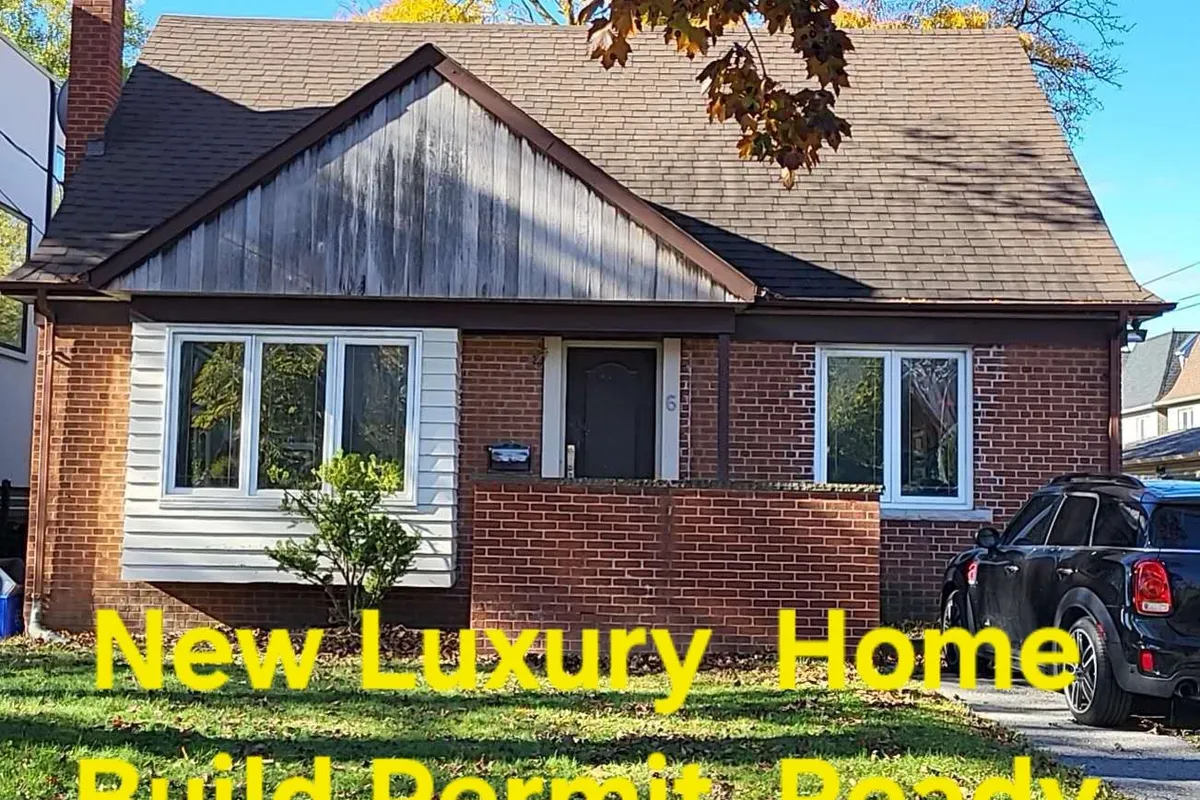6 Vonda Avenue, ON M2N 5E8