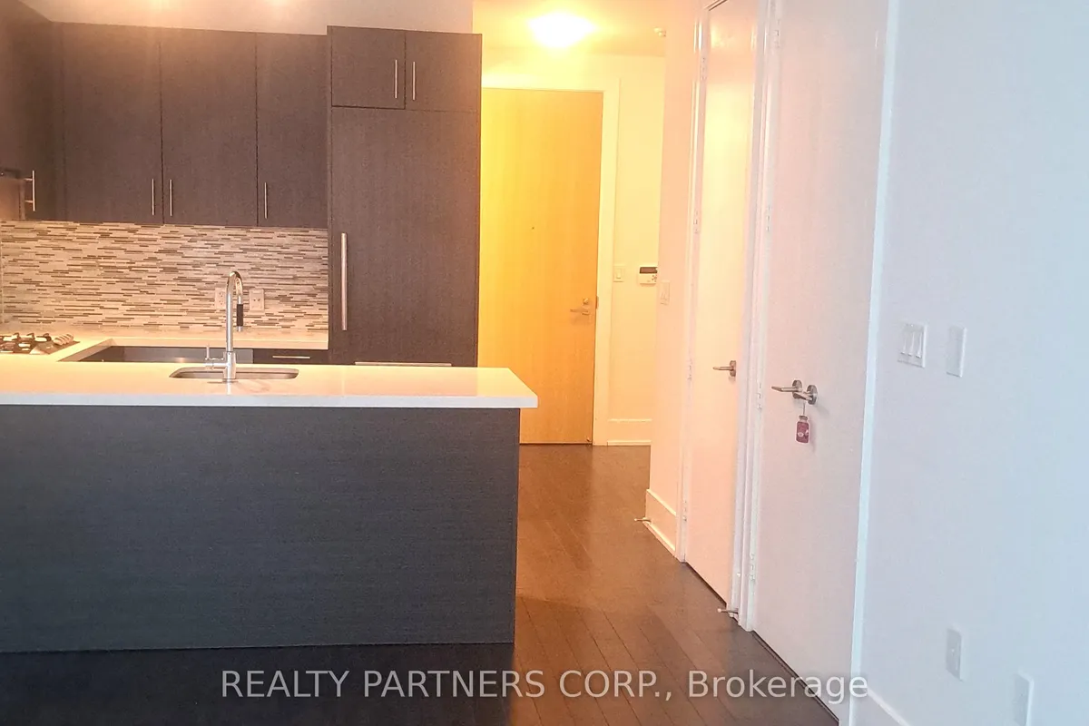 39 Queens Quay, ON M5E 0A5