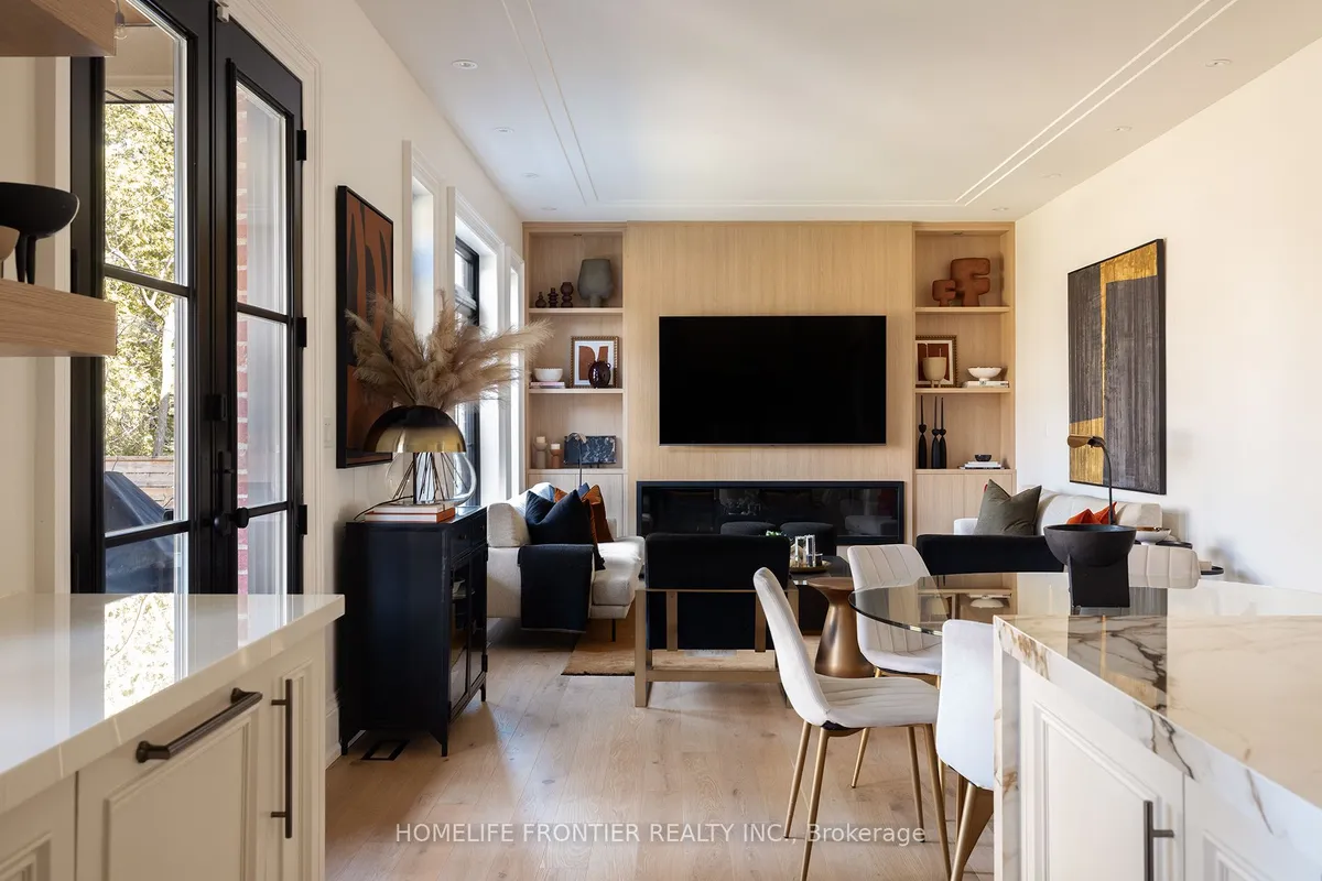 20 Arrowstook Road, ON M2K 1J9