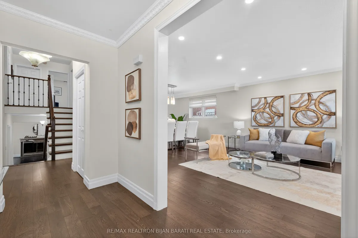 603 Cummer Avenue, ON M2K 2M5