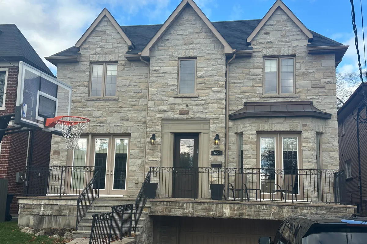 622 Coldstream Avenue, ON M6B 2L2