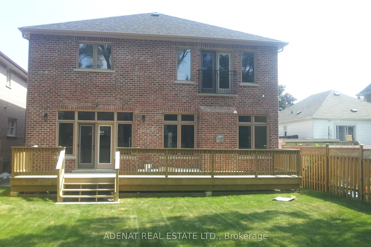 622 Coldstream Avenue, ON M6B 2L2