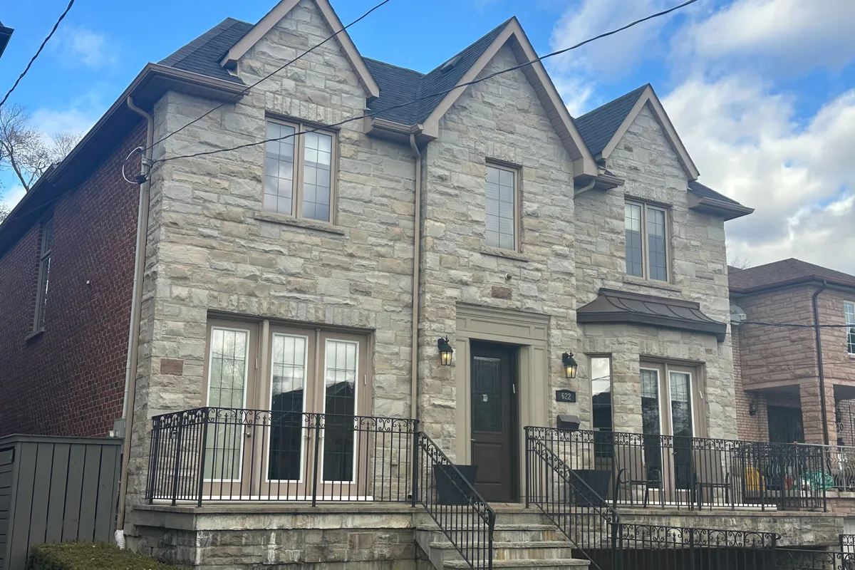 622 Coldstream Avenue, ON M6B 2L2