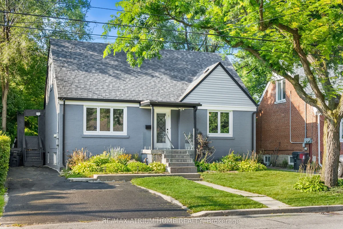 218 Bogert Avenue, ON M2N 1L3