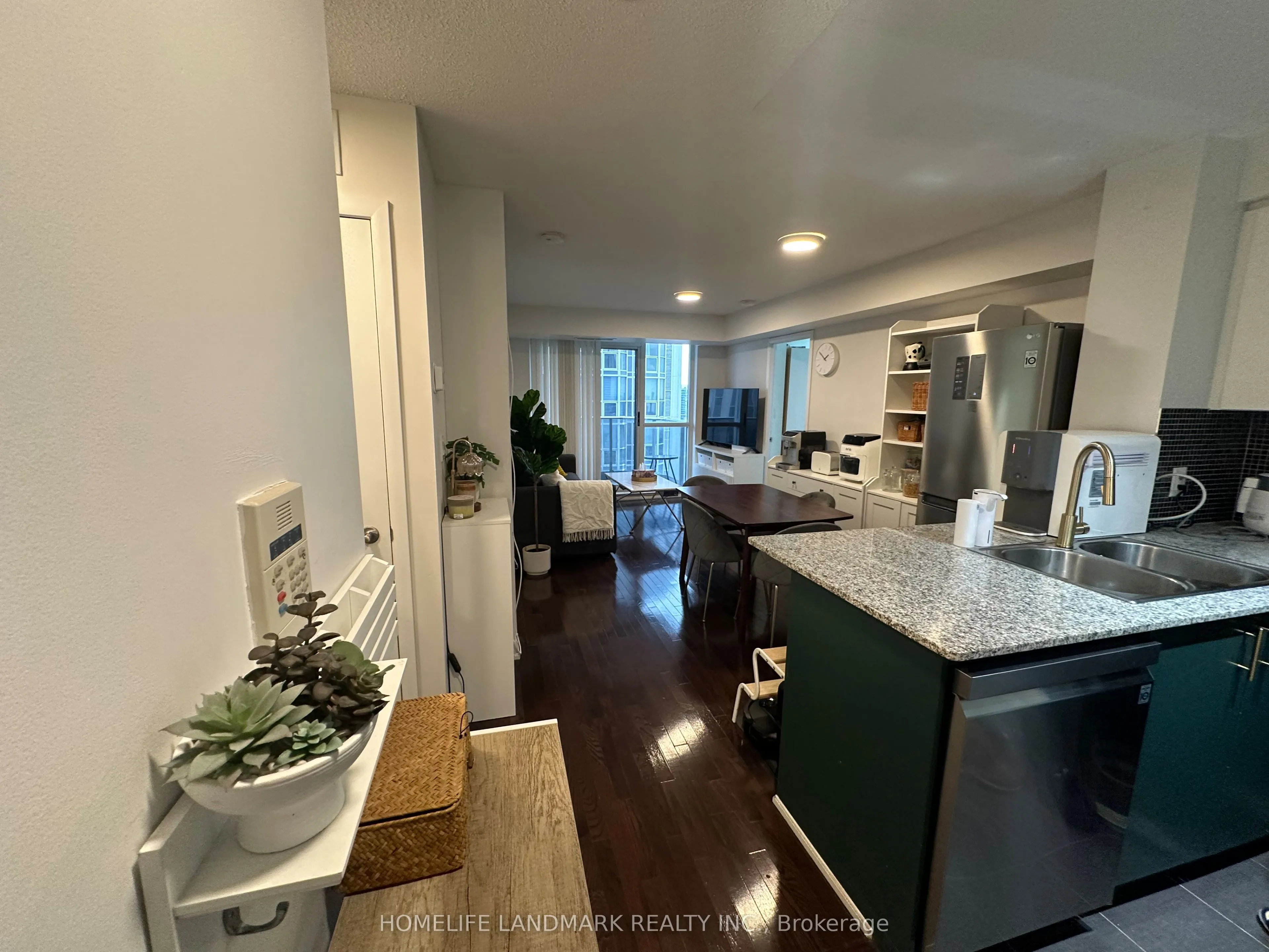 Condo Apartment kitchen at 5793 Yonge Street Toronto