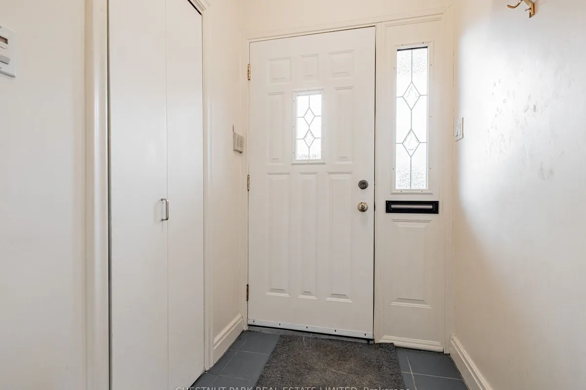 67 Viewmount Avenue, ON M6B 1T5