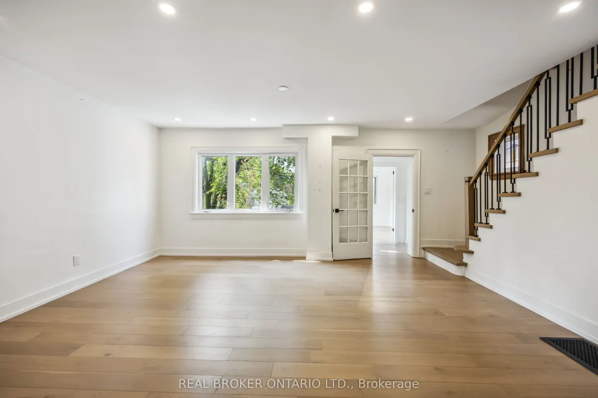 658 Davenport Road, ON M5R 1K9