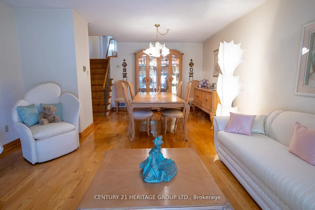 237 Apache Trail, ON M2H 2W3