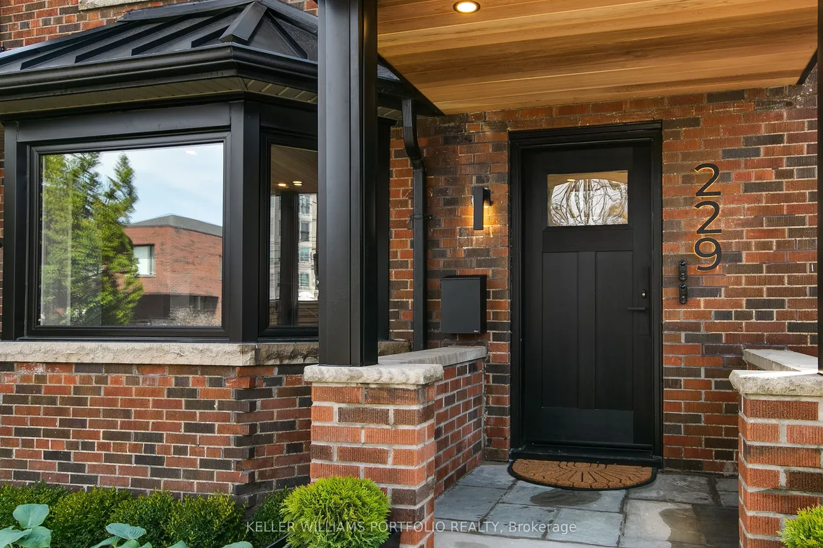 229 Manor Road, ON M4S 1R9