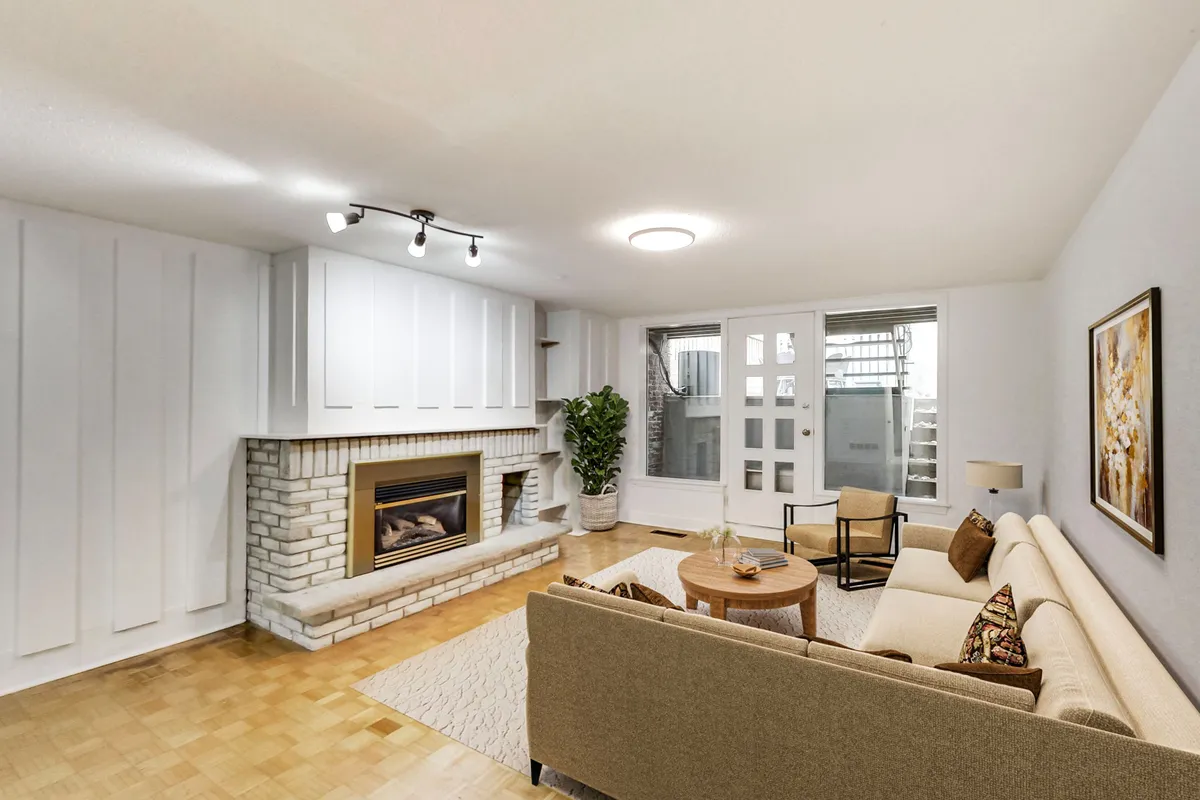 183 Madison Avenue, ON M5R 2S6