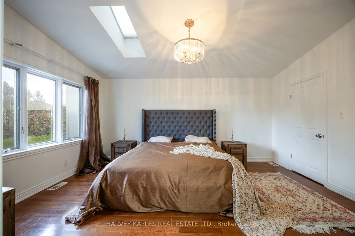 204 Brooke Avenue, ON M5M 2K6