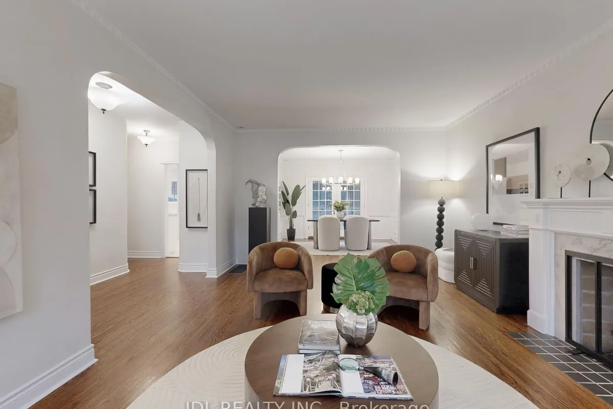 530 Blythwood Road, ON M4N 1B3