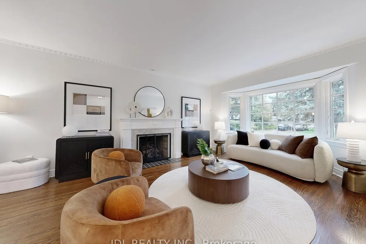 530 Blythwood Road, ON M4N 1B3