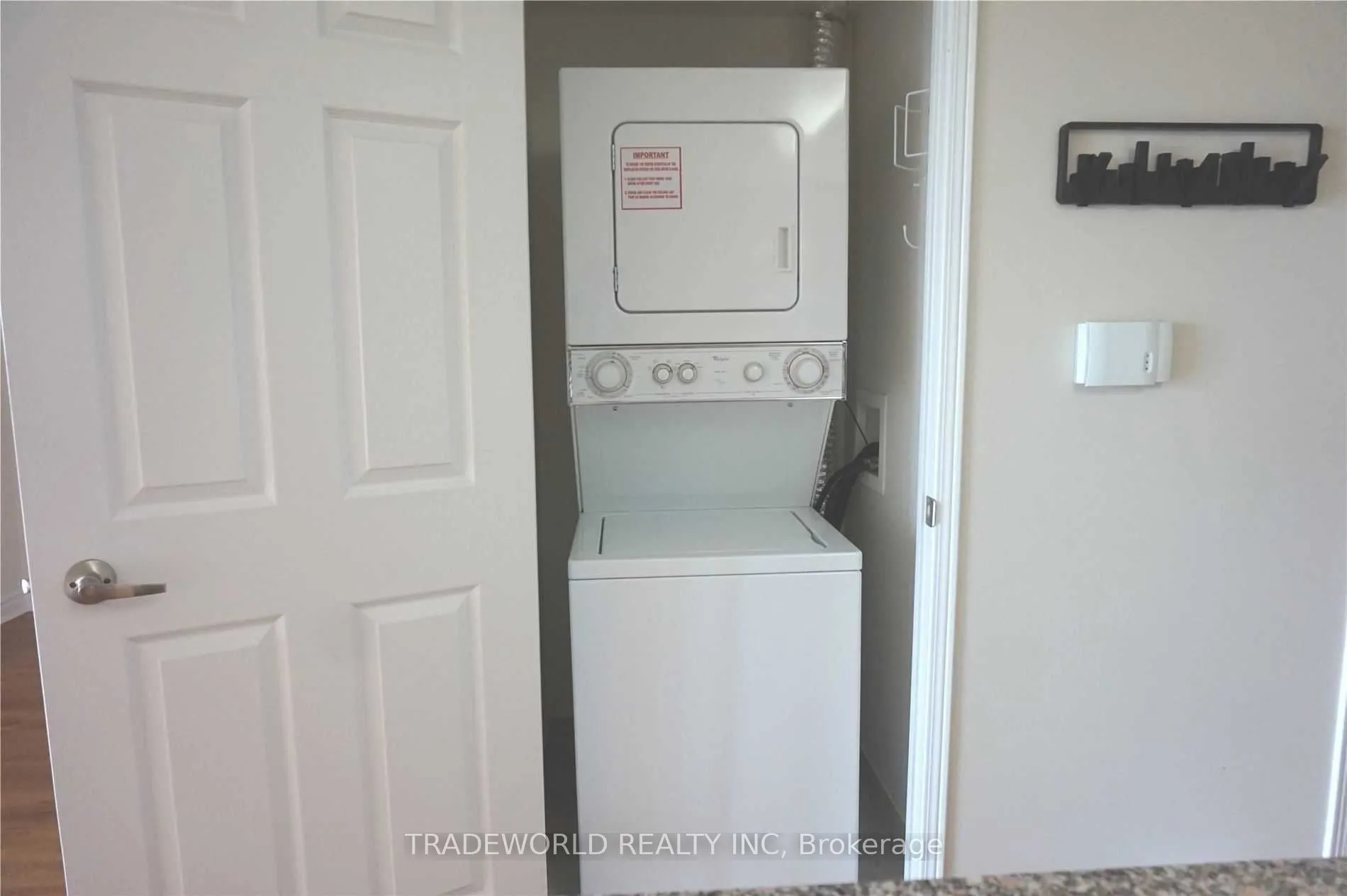 Condo Apartment interior view at 35 Hollywood Avenue Toronto