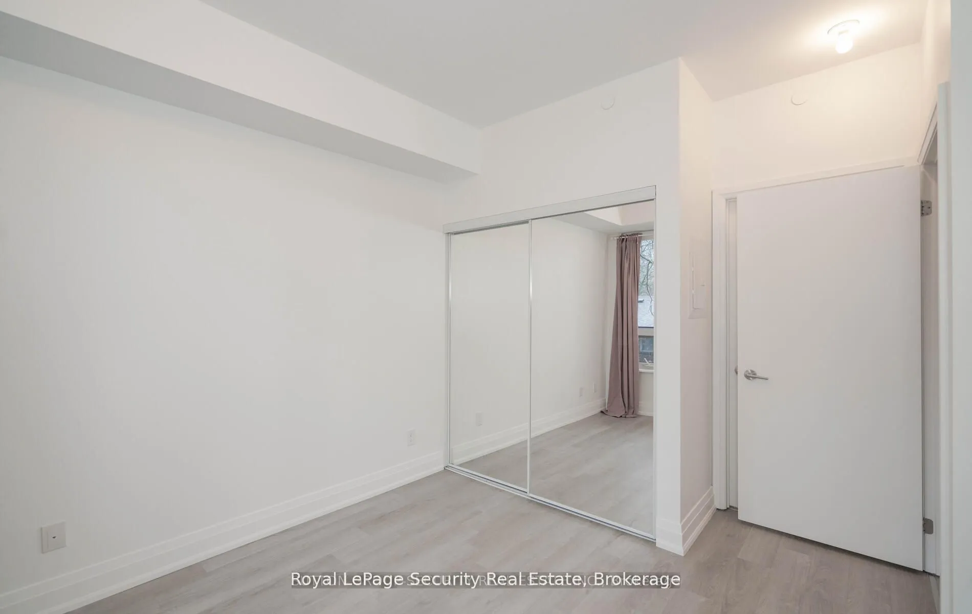 Condo Apartment kitchen at 399 Spring Garden Avenue Toronto