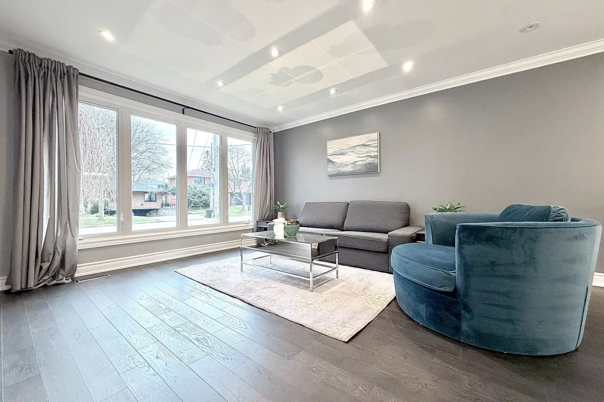 3 Mosedale Crescent, ON M2J 3A3