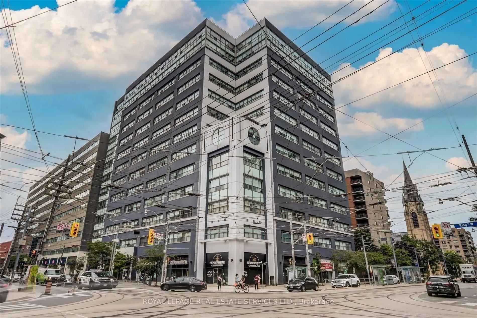 Condo Apartment 2 bedroom 2 bathroom at 700 King Street in Toronto - MLS# C12600582