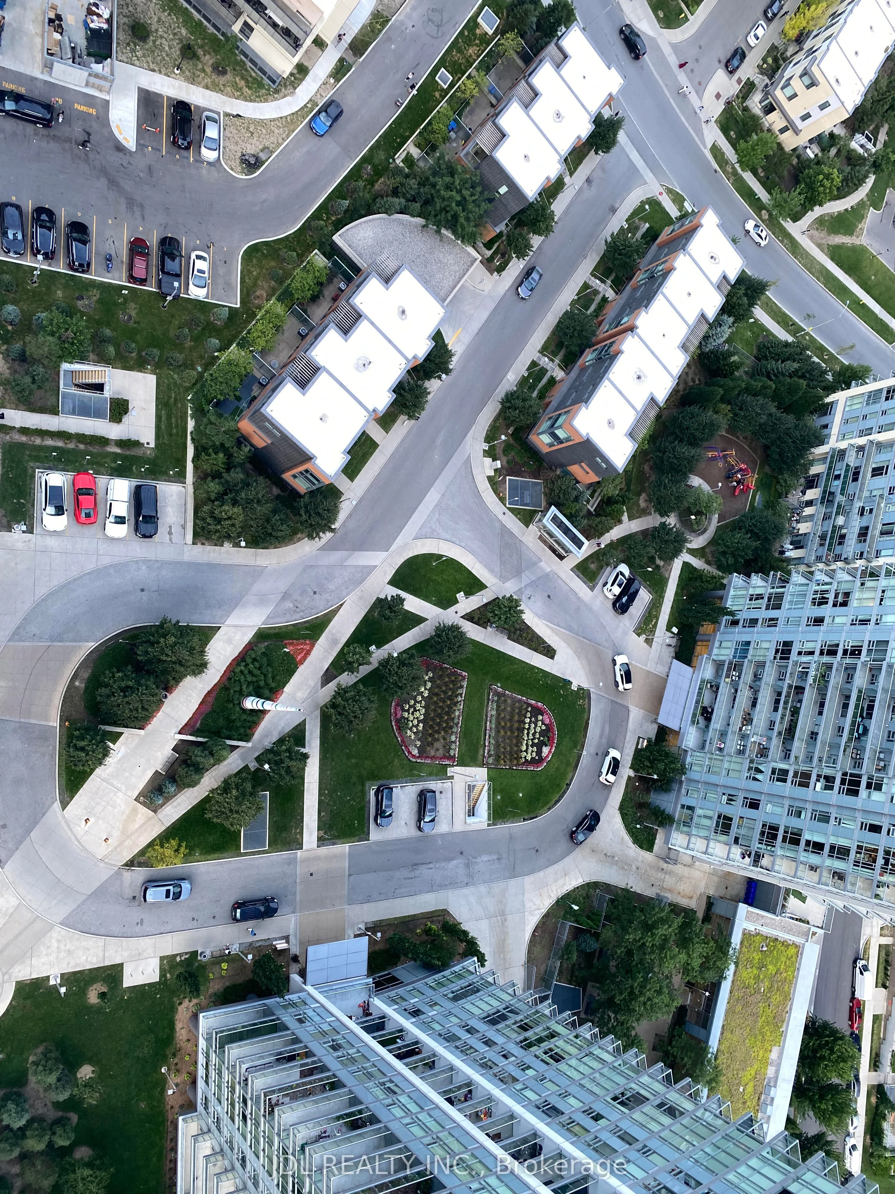 Condo Apartment 2 bedroom 1 bathroom at 70 Forest Manor Road in Toronto - MLS# C12600794