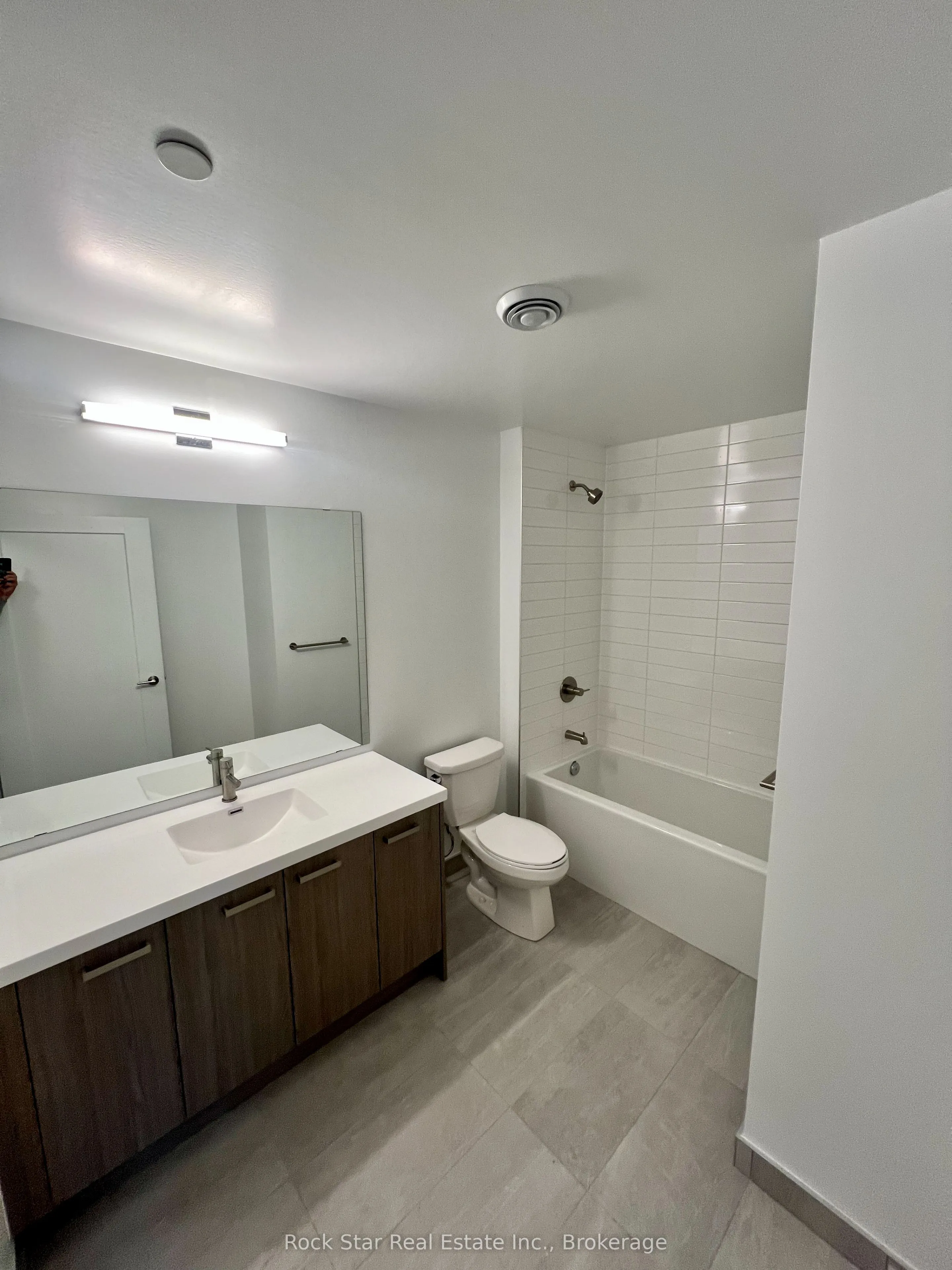 Condo Apartment living room at 20 Soudan Avenue Toronto