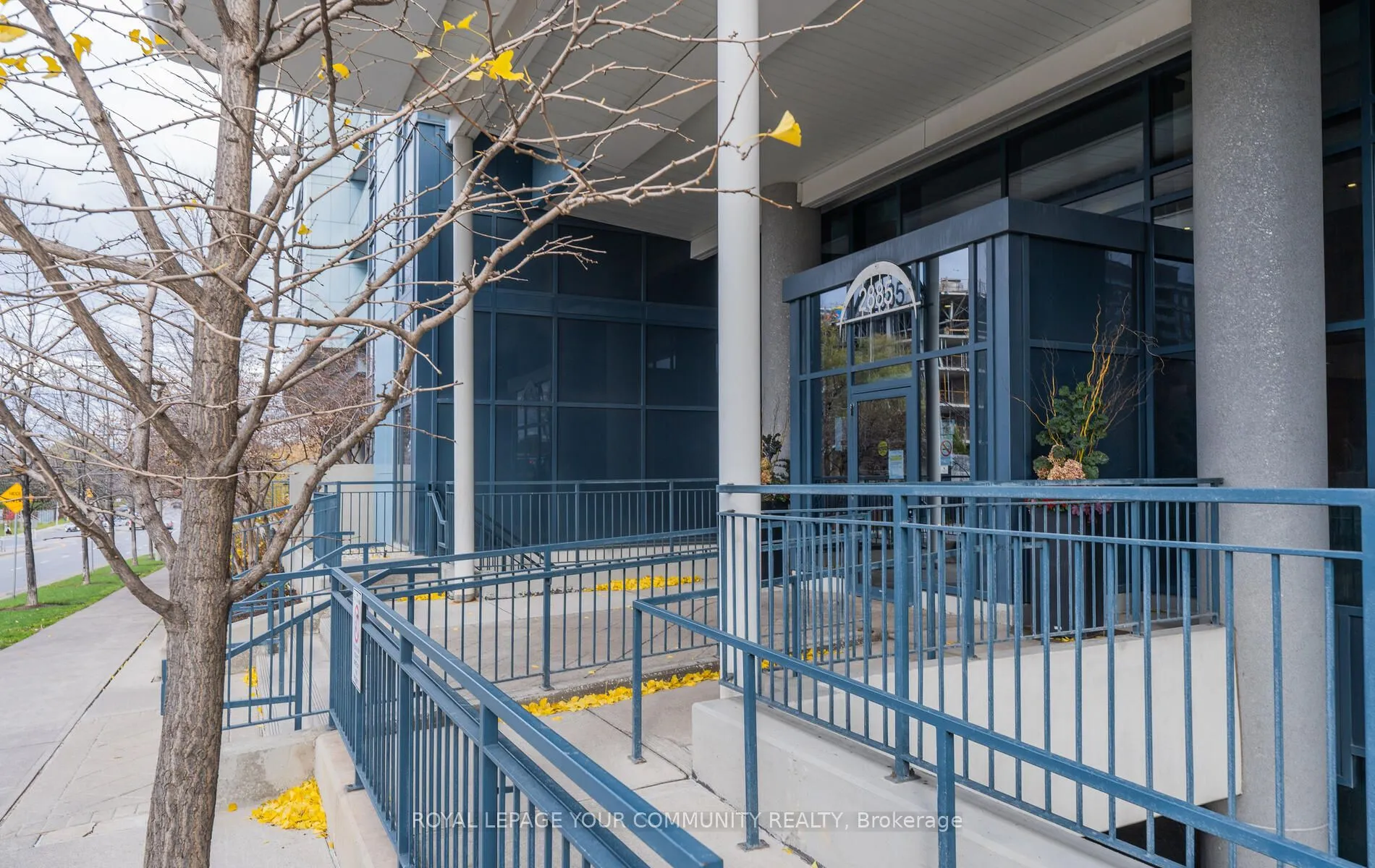 Condo Apartment 2 bedroom 1 bathroom at 2885 Bayview Avenue in Toronto - MLS# C12602188