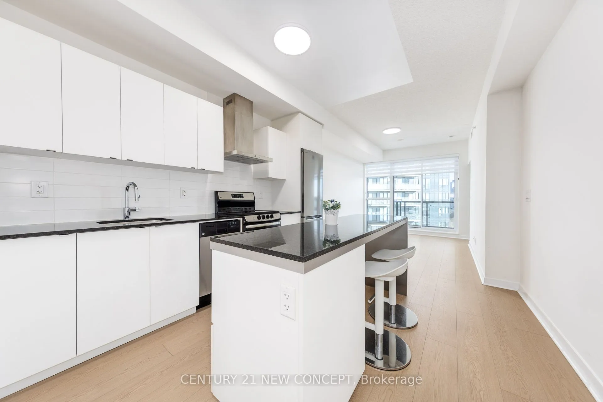 Condo Apartment 2 bedroom 2 bathroom at 51 East Liberty Street in Toronto - MLS# C12603162