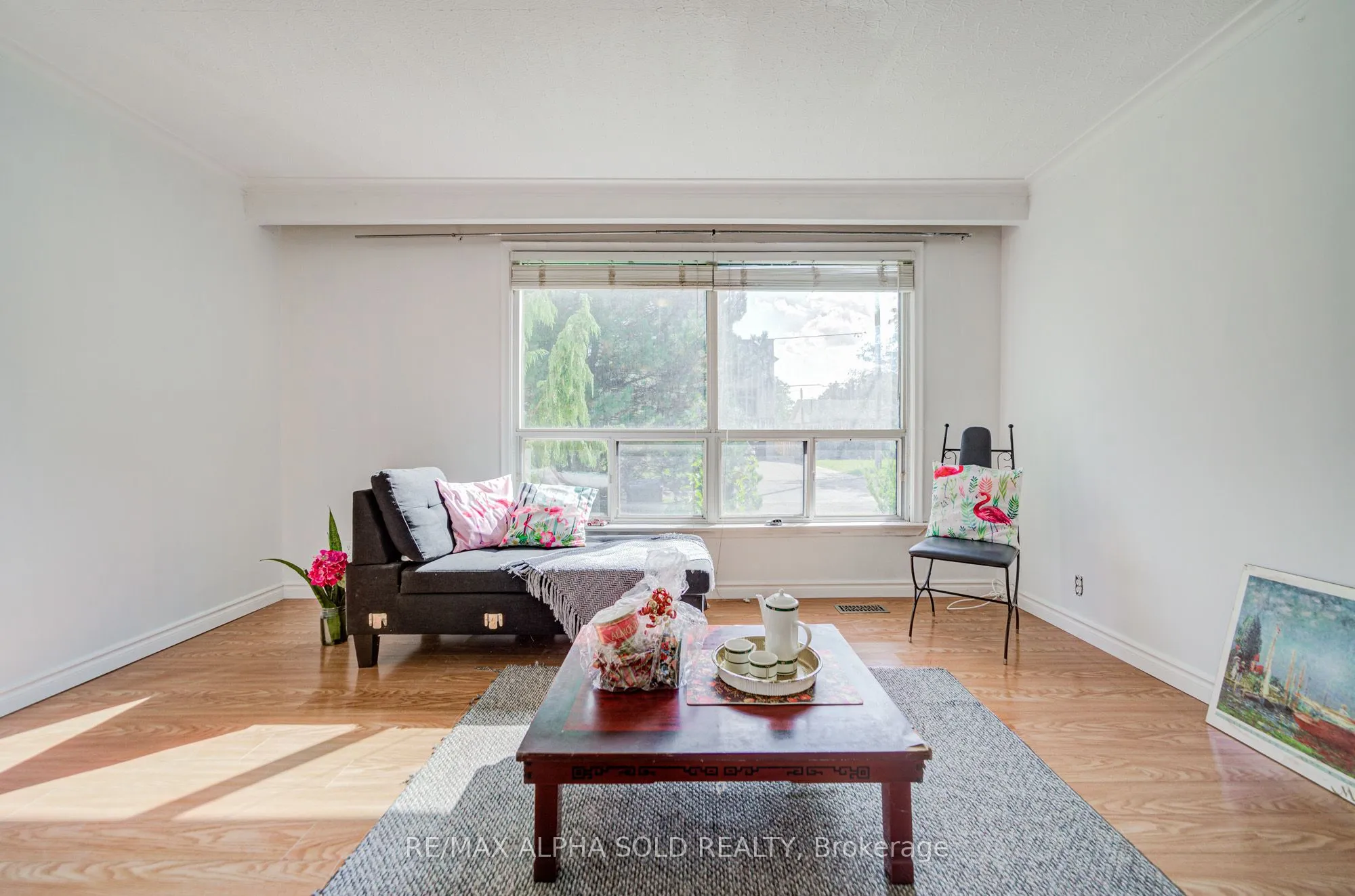 Detached kitchen at 334 Moore Park Avenue Toronto