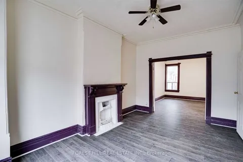 288 Ossington Avenue, Toronto, ON M6J 3A3