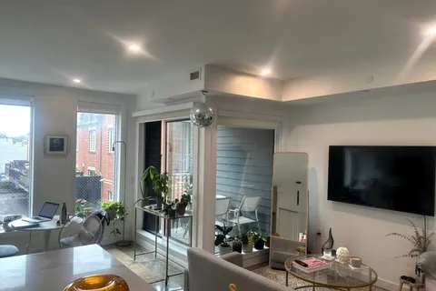 41 River Street, Toronto, ON M5A 3P1